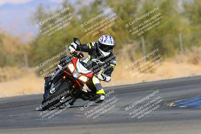 media/Jan-08-2022-SoCal Trackdays (Sat) [[1ec2777125]]/Turn 2 (150pm)/